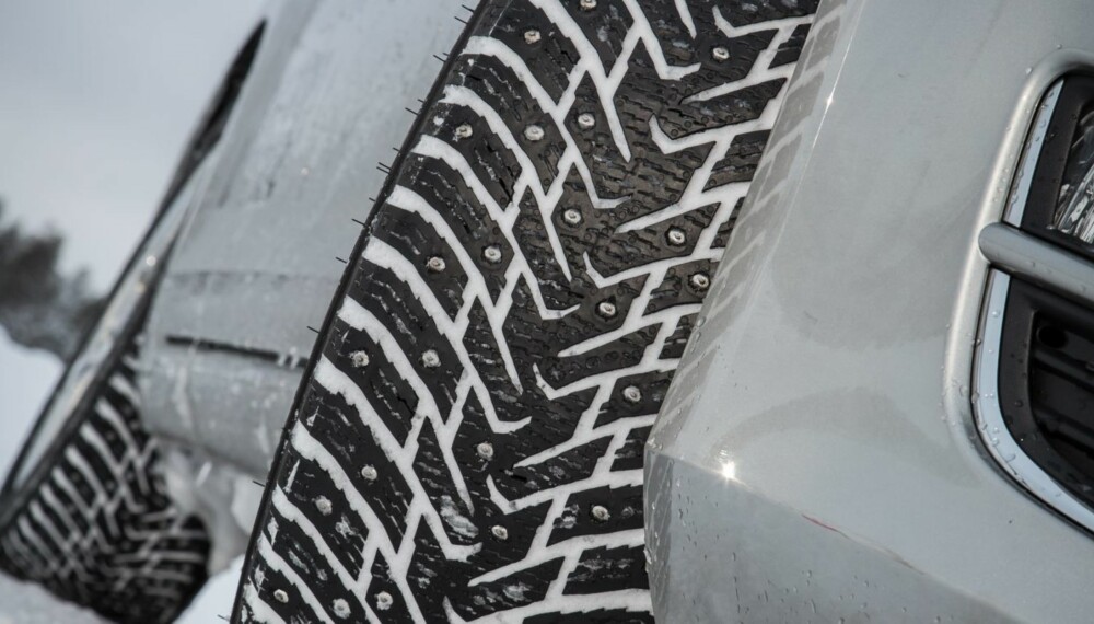 BEST I TEST: Det beste piggdekket i testen er Nokian Hakkapeliitta 8. FOTO: Nokian BEST I TEST: Det beste piggdekket i testen er Nokian Hakkapeliitta 8. FOTO: Nokian
