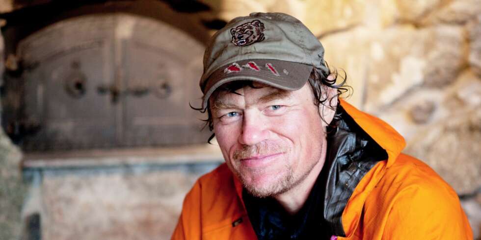 FIKK HJELP: Lars Monsen har tro på alternativ behandling og er åpen for at det finnes mer mellom himmel og jord. Nå går han ut og forsvarer Michael Winger, som hevder at han er klarsynt. FIKK HJELP: Lars Monsen har tro på alternativ behandling og er åpen for at det finnes mer mellom himmel og jord. Nå går han ut og forsvarer Michael Winger, som hevder at han er klarsynt.