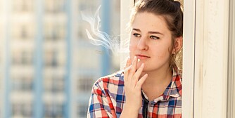 Har begynt å lure på om denne røyklukten fra naboen kan være farlig for barnet vi venter? Foto: Colourbox.no Har begynt å lure på om denne røyklukten fra naboen kan være farlig for barnet vi venter? Foto: Colourbox.no