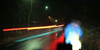 PÅBUD: Det er påbudt med en lett tilgjengelig refleksvest i bilen, men det anbefales at du har veste til alle. FOTO: Terje Haugen PÅBUD: Det er påbudt med en lett tilgjengelig refleksvest i bilen, men det anbefales at du har veste til alle. FOTO: Terje Haugen
