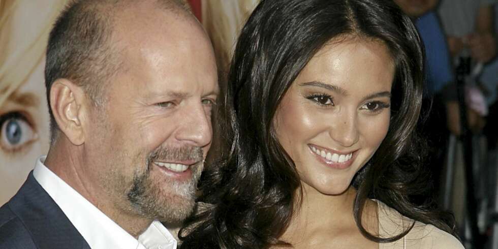 BLE FORELDRE: Mandag ble Bruce Willis og kona foreldre igjen da datteren Evelyn kom til verden. BLE FORELDRE: Mandag ble Bruce Willis og kona foreldre igjen da datteren Evelyn kom til verden.