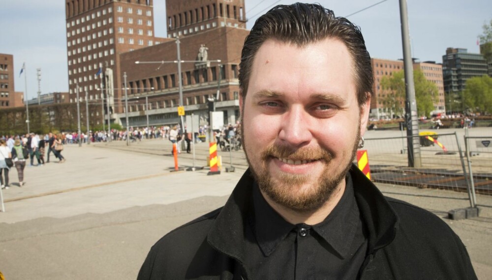 TAR IKKE AV: Hadde Carl Espen Thorbjørnsen vunnet for ti år siden, tror han at han lett hadde mistet bakkekontakten. I dag er bena godt plantet på jorden. TAR IKKE AV: Hadde Carl Espen Thorbjørnsen vunnet for ti år siden, tror han at han lett hadde mistet bakkekontakten. I dag er bena godt plantet på jorden.
