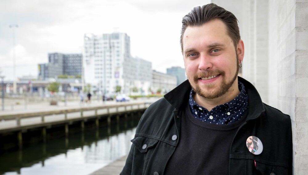 PÅ REKORDTID: Carl Espen Thorbjørnsens musikk-karriere har tatt av med rekordfart, etter deltagelsen i Melodi Grand Prix. PÅ REKORDTID: Carl Espen Thorbjørnsens musikk-karriere har tatt av med rekordfart, etter deltagelsen i Melodi Grand Prix.