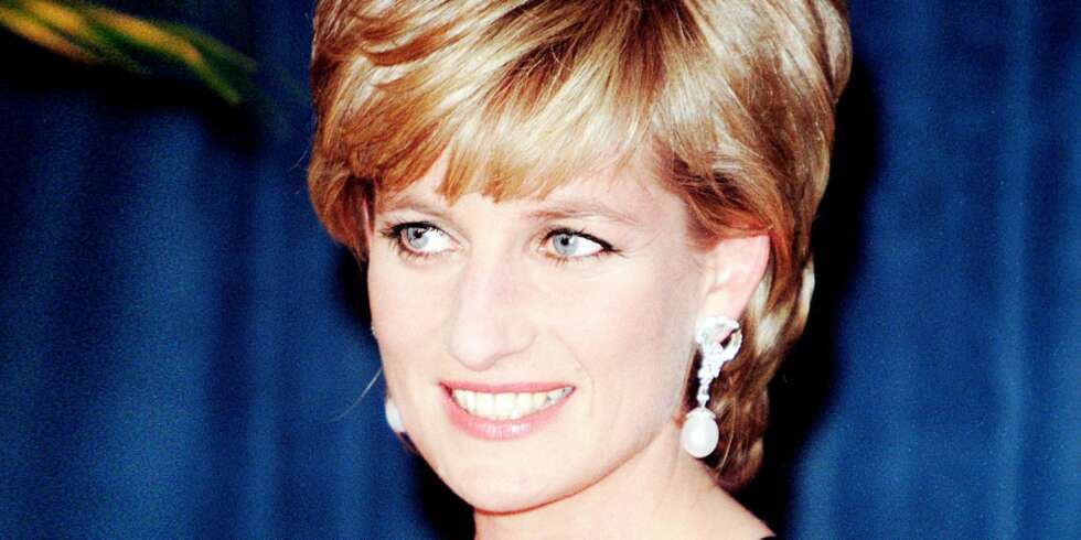 FORTSATT ETTERTRAKTET: Prinsesse Diana døde i 1997, og har
fortsatt en helt spesiell plass i hjertene våre. FORTSATT ETTERTRAKTET: Prinsesse Diana døde i 1997, og har
fortsatt en helt spesiell plass i hjertene våre.