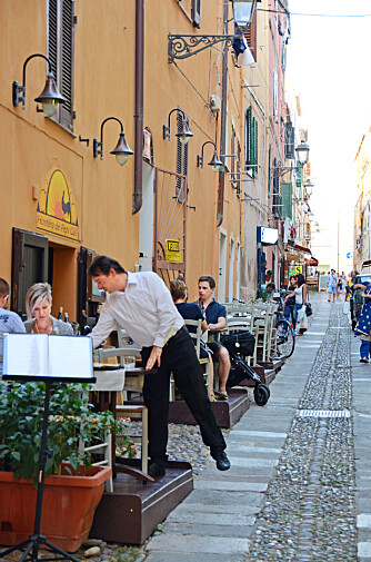 GAMLEBYEN: I gamlebyen i Alghero er det flust av smale gater og koselige restauranter. GAMLEBYEN: I gamlebyen i Alghero er det flust av smale gater og koselige restauranter.