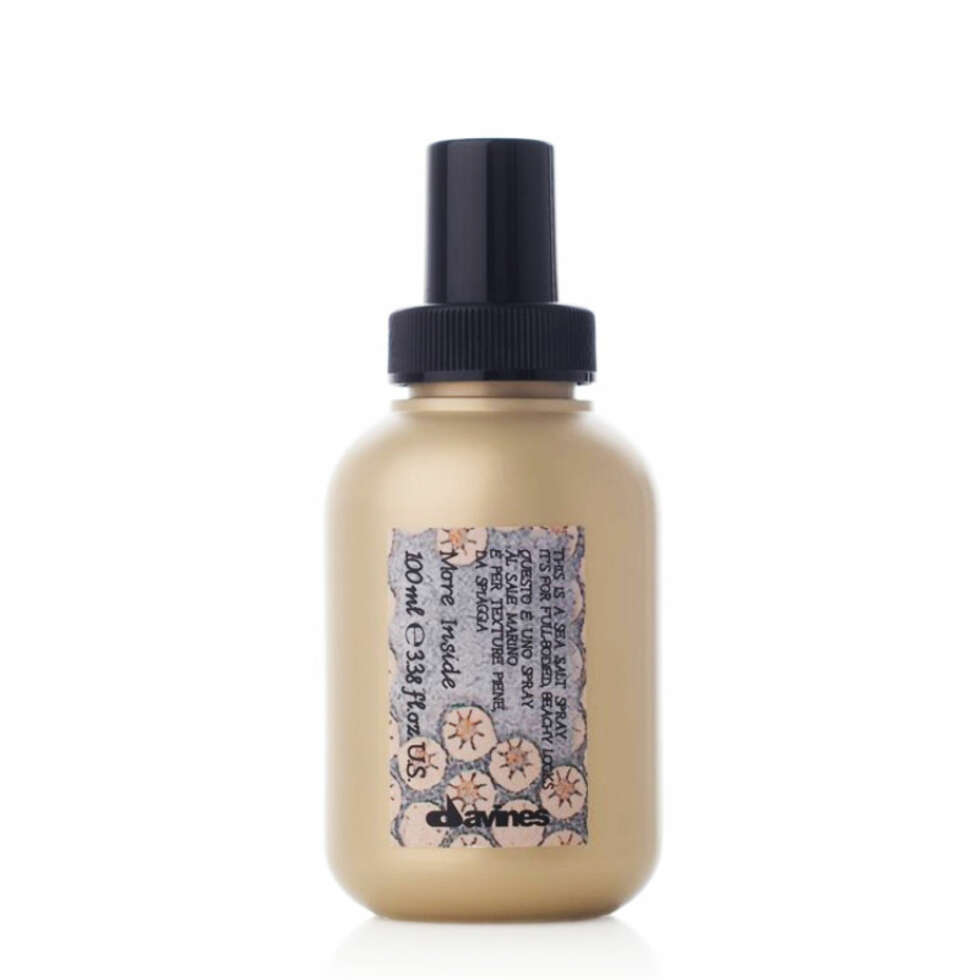 TIL HÅRET: Sea salt spray fra Davines, kr 139. TIL HÅRET: Sea salt spray fra Davines, kr 139.