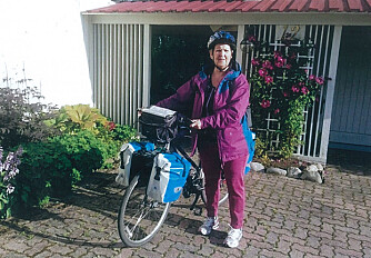 VINNEREN: Her er vinneren av vår konkurranse, Liv Karin Dahl. Hun elsker å sykle når hun er på ferie, og kunne fortelle om flotte sykkelturer på mange hundre mil, langs svingete veier i vårt langstrakte land. Gratulerer! VINNEREN: Her er vinneren av vår konkurranse, Liv Karin Dahl. Hun elsker å sykle når hun er på ferie, og kunne fortelle om flotte sykkelturer på mange hundre mil, langs svingete veier i vårt langstrakte land. Gratulerer!