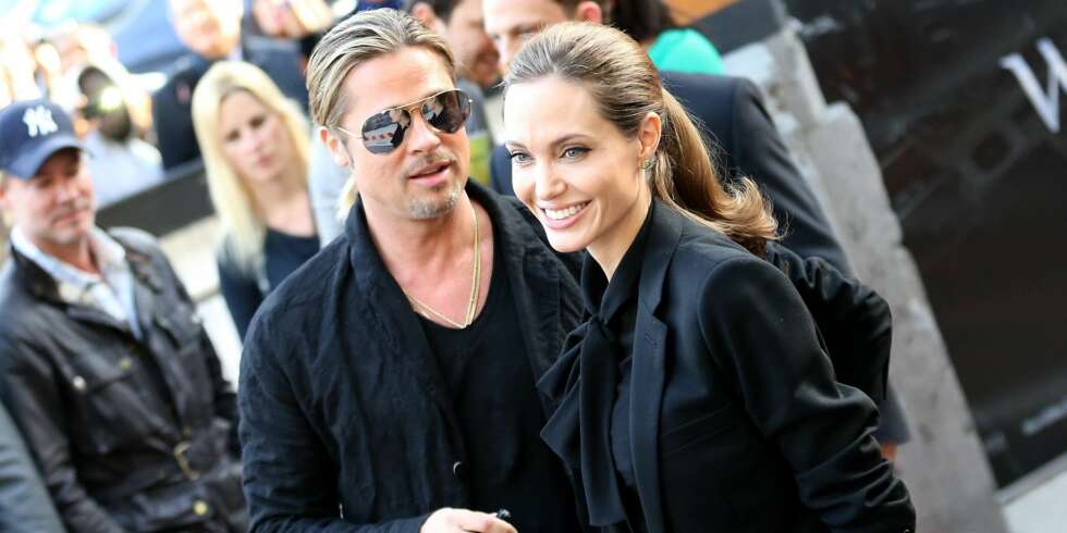 FANT HVERANDRE PÅ SETTET: Brad Pitt falt for Angelina Jolie da de spilte i «Mr & Mrs Smith» i 2005. FANT HVERANDRE PÅ SETTET: Brad Pitt falt for Angelina Jolie da de spilte i «Mr & Mrs Smith» i 2005.