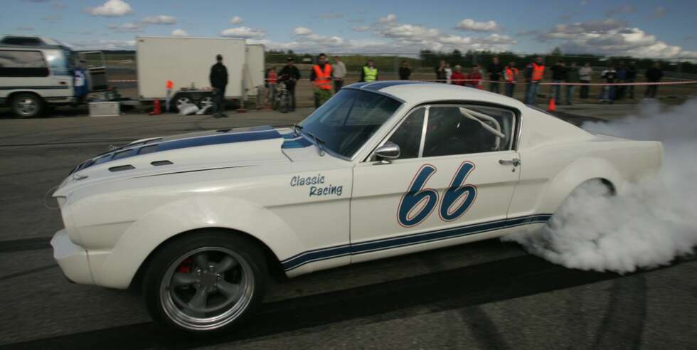 LEGENDE: Ford Mustang Shelby GT350R kan beskues på Amcars stand under Oslo Motor Show. FOTO: Amcar Norge LEGENDE: Ford Mustang Shelby GT350R kan beskues på Amcars stand under Oslo Motor Show. FOTO: Amcar Norge