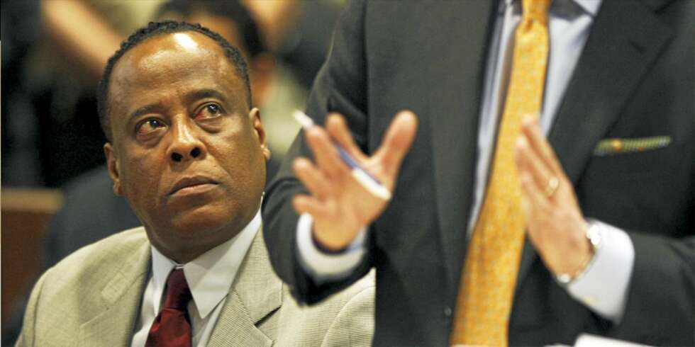 GA OVERDOSE: Conrad Murray fikk fire års fengsel for å ha tatt livet av Michael Jackson med for store mengder av smertestillende medisiner som skulle hjelpe superstjernen med å få sove. GA OVERDOSE: Conrad Murray fikk fire års fengsel for å ha tatt livet av Michael Jackson med for store mengder av smertestillende medisiner som skulle hjelpe superstjernen med å få sove.