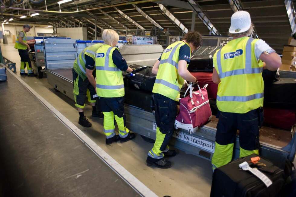 Losser: De er sterke i kroppen og har god teknikk, losserne på Gardermoen. FOTO: Avinor Losser: De er sterke i kroppen og har god teknikk, losserne på Gardermoen. FOTO: Avinor