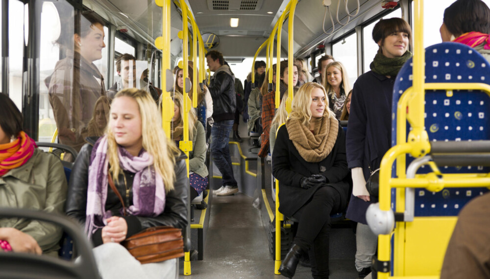 KAN SKADE RYGGEN: Kollektivtransport-seter er som oftest ikke bra for ryggen, og kan gi deg alvorlige problemer.ILLUSTRASJONSFOTO: Thinkstockphotos.com KAN SKADE RYGGEN: Kollektivtransport-seter er som oftest ikke bra for ryggen, og kan gi deg alvorlige problemer.ILLUSTRASJONSFOTO: Thinkstockphotos.com