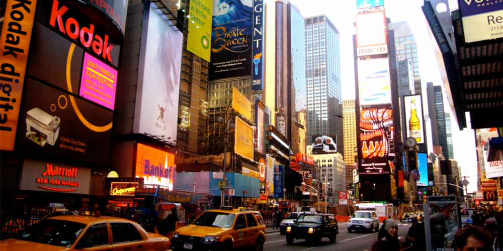 GASTRONOMISK OPPLEVELSE: Det er ikke bare shoppingen som lokker reisende til "The Big Apple". Byen er også viden kjent for sitt fantastiske utvalg restauranter og utesteder. GASTRONOMISK OPPLEVELSE: Det er ikke bare shoppingen som lokker reisende til "The Big Apple". Byen er også viden kjent for sitt fantastiske utvalg restauranter og utesteder.