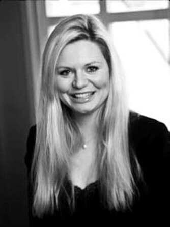 BESTEVENNER: Klinisk pyskolog Tove Helene Edvardsenmener at det å være bestevenn handler om å prioritere og tilstedeværelse. BESTEVENNER: Klinisk pyskolog Tove Helene Edvardsenmener at det å være bestevenn handler om å prioritere og tilstedeværelse.