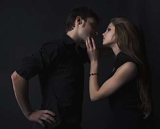 DELE ELLER IKKE: Nesten alle har seksuelle fantasier. Hvorvidt de bør deles med din partner må du finne ut selv. FOTO: Thinkstockphotos.com DELE ELLER IKKE: Nesten alle har seksuelle fantasier. Hvorvidt de bør deles med din partner må du finne ut selv. FOTO: Thinkstockphotos.com