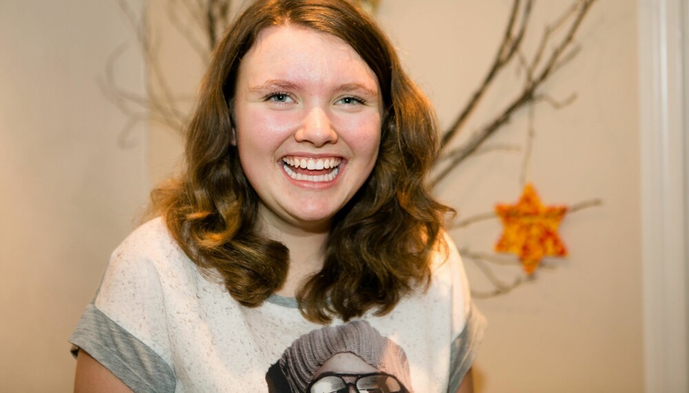 GLAD I LIVET: Det Ida Sofie savner fra før hun ble blind var å ta bussen til skolen. Ellers savner jeg ingenting, sier hun. GLAD I LIVET: Det Ida Sofie savner fra før hun ble blind var å ta bussen til skolen. Ellers savner jeg ingenting, sier hun.
