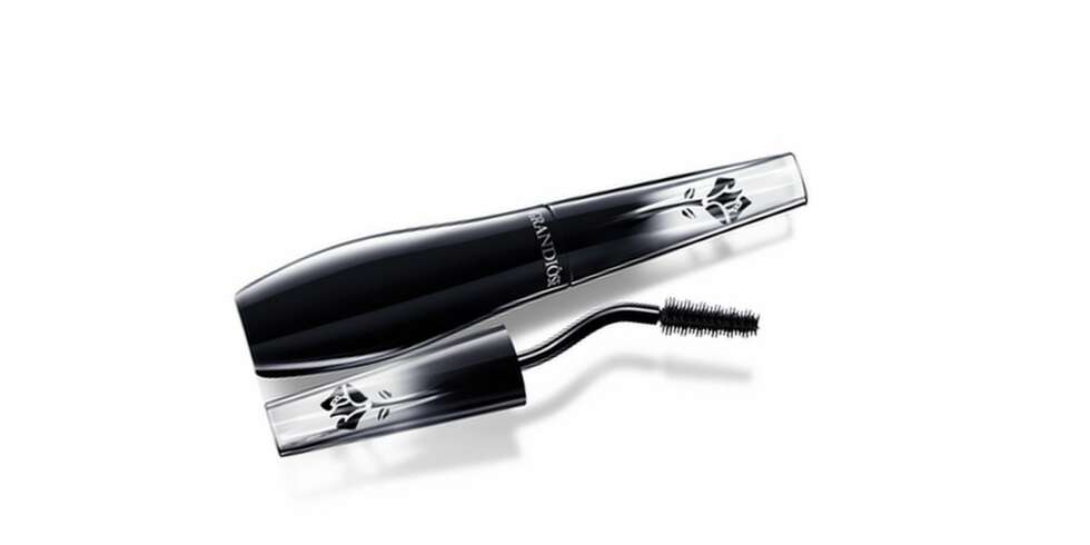 POPULÆR MASKARA: Lancôme Grandiôse Mascara er et must i mange jenters sminkepung, og du kan fort spare litt penger ved å kjøpe den på taxfree. POPULÆR MASKARA: Lancôme Grandiôse Mascara er et must i mange jenters sminkepung, og du kan fort spare litt penger ved å kjøpe den på taxfree.