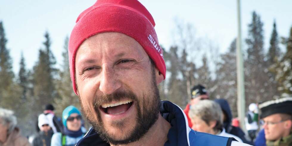 TAR UTFORDRINGEN: Kronprins Haakon er klar for sin første tur over fjellet fra Rena til Lillehammer. Neste helg går han det tradisjonelle Birkebeinerrennet. TAR UTFORDRINGEN: Kronprins Haakon er klar for sin første tur over fjellet fra Rena til Lillehammer. Neste helg går han det tradisjonelle Birkebeinerrennet.