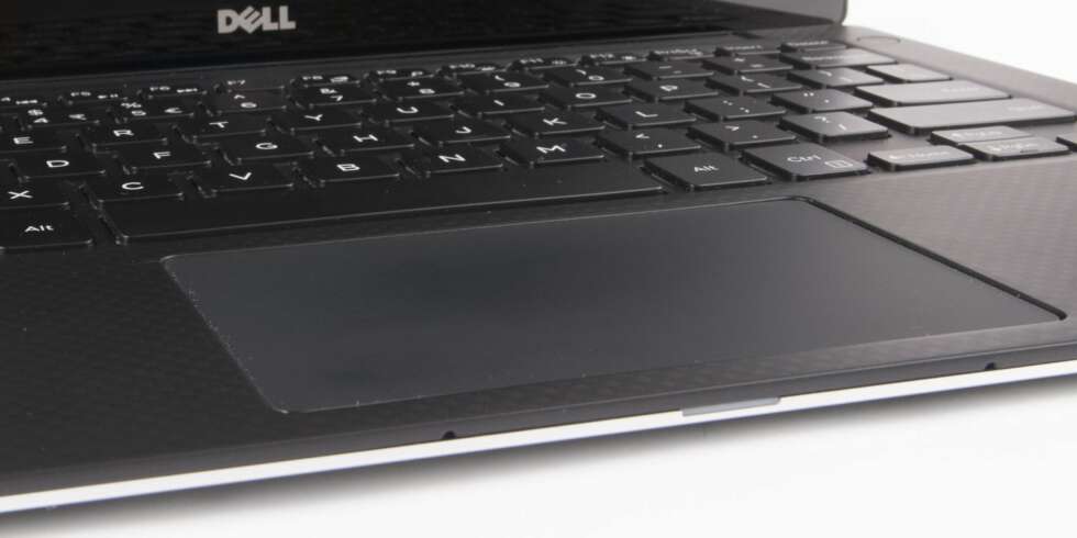 NYE TASTER: Dell XPS 13 (2015) har nye og flatere taster enn forgjengeren. NYE TASTER: Dell XPS 13 (2015) har nye og flatere taster enn forgjengeren.