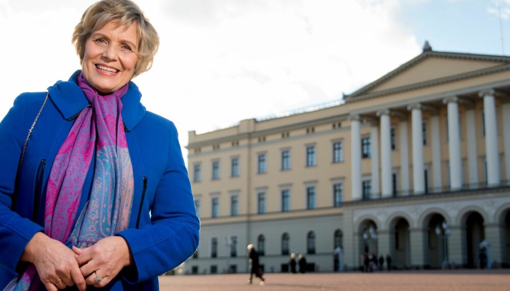PÅ SLOTTET: Den pensjonerte NRK-profilen Ragnhild Sælthun Fjørtoft hadde en hyggelig stund på slottet i Oslo. PÅ SLOTTET: Den pensjonerte NRK-profilen Ragnhild Sælthun Fjørtoft hadde en hyggelig stund på slottet i Oslo.