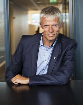 GÅR DIGITALT: Skattedirektør Hans Christian Holte sender natt til torsdag ut skatteoppgjøret for 2014 til 3,4 millioner skatteytere. GÅR DIGITALT: Skattedirektør Hans Christian Holte sender natt til torsdag ut skatteoppgjøret for 2014 til 3,4 millioner skatteytere.