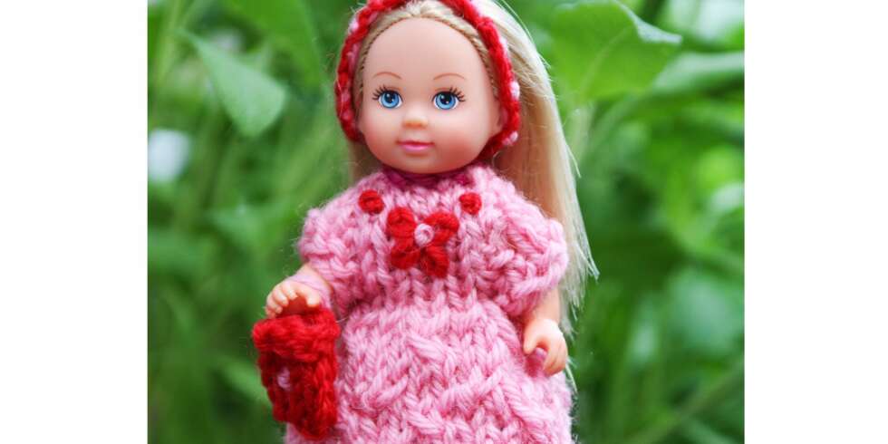 Dukkeklær til Barbies datter. Dukkeklær til Barbies datter.