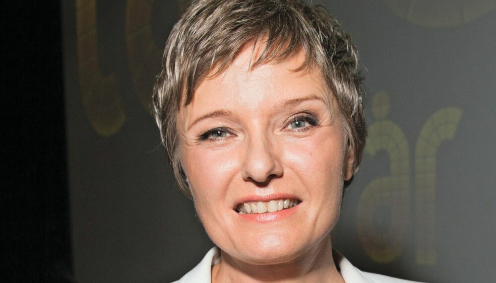 FÅTT PRIS: Ingrid Bjørnov og mannen har fått byggeskikkprisen for sin jobb med huset i Hobøl. FÅTT PRIS: Ingrid Bjørnov og mannen har fått byggeskikkprisen for sin jobb med huset i Hobøl.