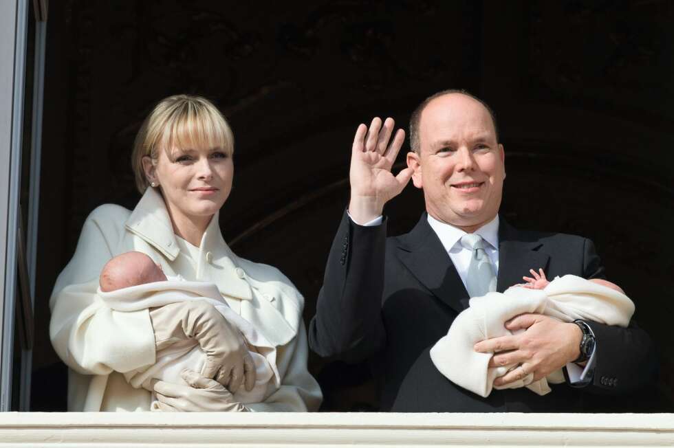 SYKT BARN: Fyrstinne Charlene måtte være hjemme hos prinsesse Gabriella, som ikke var i form. SYKT BARN: Fyrstinne Charlene måtte være hjemme hos prinsesse Gabriella, som ikke var i form.