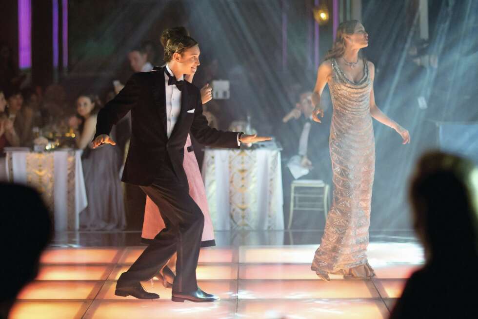 «WALK LIKE AN EGYPTIAN»: Carolines sønn Pierre
Casiraghi svingte seg med
sin vakre forlovede Beatrice Borromeo. «WALK LIKE AN EGYPTIAN»: Carolines sønn Pierre
Casiraghi svingte seg med
sin vakre forlovede Beatrice Borromeo.