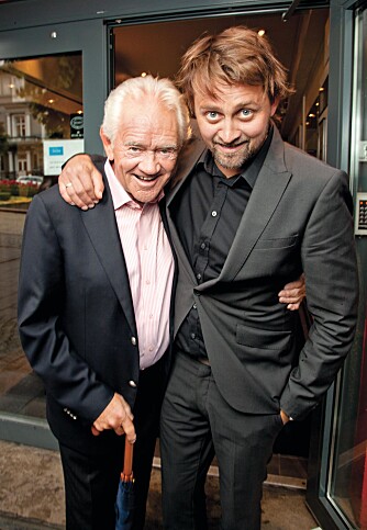 STOLT FAR: – Jeg er veldig stolt av Thomas, og synes han har veldig god kjemi med Harald. De byr på seg selv når de skaper humor, i stedet for å bruke andre, sier pappa Yngvar Numme. STOLT FAR: – Jeg er veldig stolt av Thomas, og synes han har veldig god kjemi med Harald. De byr på seg selv når de skaper humor, i stedet for å bruke andre, sier pappa Yngvar Numme.