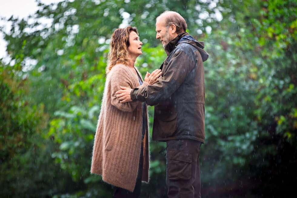PÅ TV: Lena Endre er å se i TV-serien «Frikjent», hvor hun spiller mot blant andre Ingar Helge Gimle. PÅ TV: Lena Endre er å se i TV-serien «Frikjent», hvor hun spiller mot blant andre Ingar Helge Gimle.