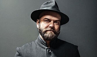 SKJEGGETE: Stylist og kunstner John André Hanøy er blant gutta i gata som er kjent for sitt fyldige skjegg. FOTO: Lars Evanger SKJEGGETE: Stylist og kunstner John André Hanøy er blant gutta i gata som er kjent for sitt fyldige skjegg. FOTO: Lars Evanger