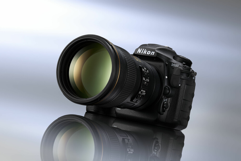 DX-FLAGGSKIP: Nikon D500 blir selskapets beste kamera i APS-C-klassen. DX-FLAGGSKIP: Nikon D500 blir selskapets beste kamera i APS-C-klassen.