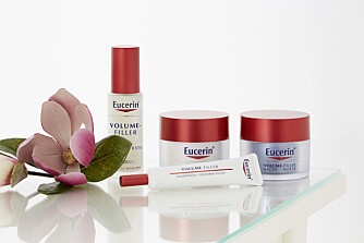 Vinn Premie:
Send en mail til: norskukeblad@egmont.com og fortell oss hva det mest spennende du fant ut om din mor var. Vi trekker ut én vinner som får en produktpakke med serum, dag-, natt- og øyekrem fra Eucerin til en verdi av kr 1300. Navn på vinneren blir offentliggjort på Norsk Ukeblads Facebook-side. Vinn Premie:
Send en mail til: norskukeblad@egmont.com og fortell oss hva det mest spennende du fant ut om din mor var. Vi trekker ut én vinner som får en produktpakke med serum, dag-, natt- og øyekrem fra Eucerin til en verdi av kr 1300. Navn på vinneren blir offentliggjort på Norsk Ukeblads Facebook-side.