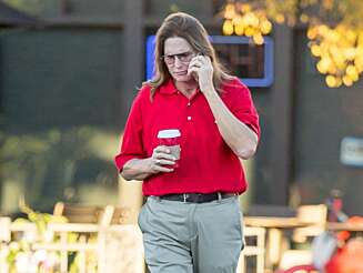 TRANS-JENNER: Bruce Jenner har startet behandlingene som skal gjøre ham til kvinne. TRANS-JENNER: Bruce Jenner har startet behandlingene som skal gjøre ham til kvinne.