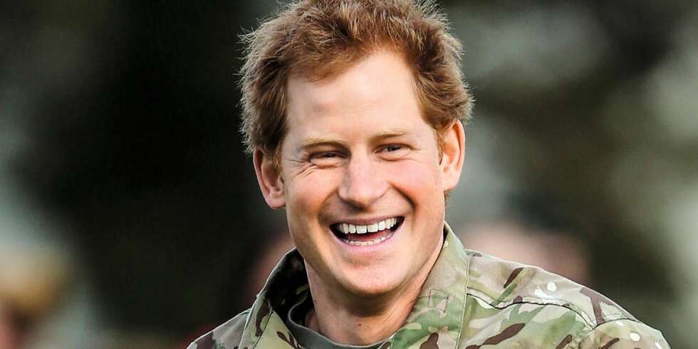 VIL SAVNE FORSVARET: I juni forlater prins Harry det britiske forsvaret. Han har foreløpig ikke bestemt seg for hva han skal gjøre etter sommerferien. VIL SAVNE FORSVARET: I juni forlater prins Harry det britiske forsvaret. Han har foreløpig ikke bestemt seg for hva han skal gjøre etter sommerferien.