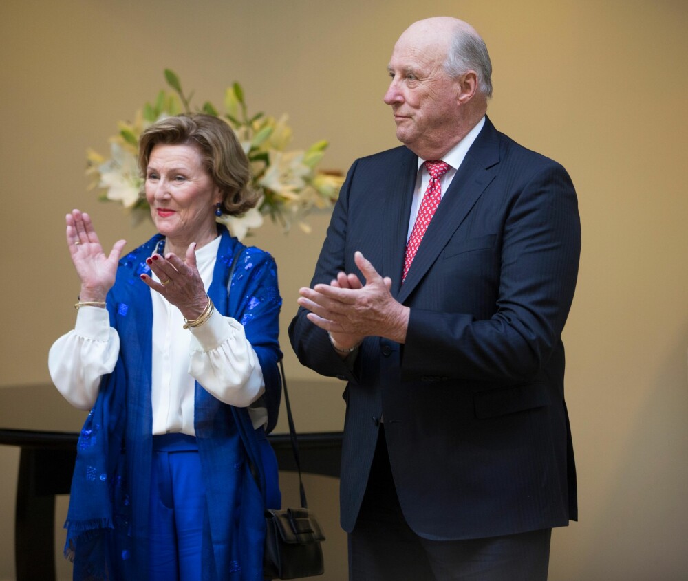 Kongelig tur: Harald og Sonja nyter reisen i Australia. Kongelig tur: Harald og Sonja nyter reisen i Australia.