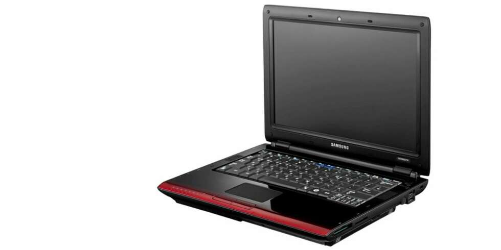 KOMMER TIL NORGE? Samsung lanserer nå bærbare PC-er i Sverige. Går alt etter planen lanseres trolig Samsungs portefølje med bærbare PC-er også i Norge. KOMMER TIL NORGE? Samsung lanserer nå bærbare PC-er i Sverige. Går alt etter planen lanseres trolig Samsungs portefølje med bærbare PC-er også i Norge.