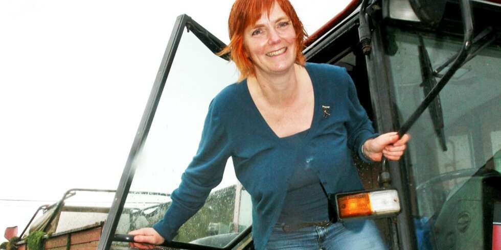 GREPA DAME: - Det tok lang tid før jeg syntes jeg var verdig tittelen bondekone, sier Borghild Reenskaug. I dag ville hun ikke byttet bort arbeidsplassen sin for alt i verden. GREPA DAME: - Det tok lang tid før jeg syntes jeg var verdig tittelen bondekone, sier Borghild Reenskaug. I dag ville hun ikke byttet bort arbeidsplassen sin for alt i verden.