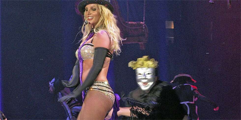 Britney Spears elsker visstnok R'n'R. Yeah, right. Britney Spears elsker visstnok R'n'R. Yeah, right.