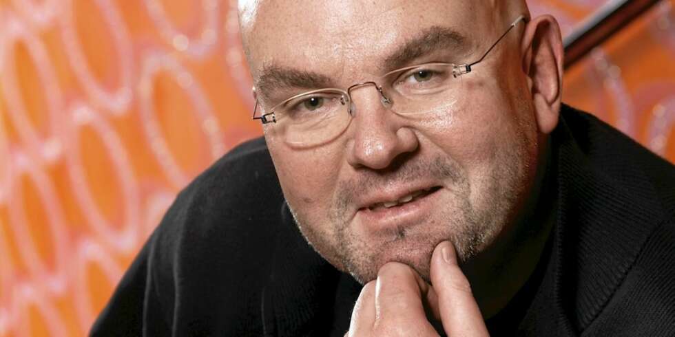 BRYSOM PREST: Einar Gelius vil skrive om bibelsk erotikk, og han tror ikke det vil bli negative reaksjoner fra hjorden. BRYSOM PREST: Einar Gelius vil skrive om bibelsk erotikk, og han tror ikke det vil bli negative reaksjoner fra hjorden.