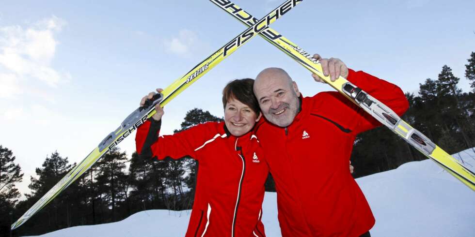 TROR PÅ NORGE: Berit og Ove Aunli reiser til Oslo for å oppleve ski-VM. - Det er klart vi må det. Vi skal heie de norske deltagerne i mål, sier de tidligere langrennsproffene. (Alle foto: Britt Krogsvold Andersen) TROR PÅ NORGE: Berit og Ove Aunli reiser til Oslo for å oppleve ski-VM. - Det er klart vi må det. Vi skal heie de norske deltagerne i mål, sier de tidligere langrennsproffene. (Alle foto: Britt Krogsvold Andersen)