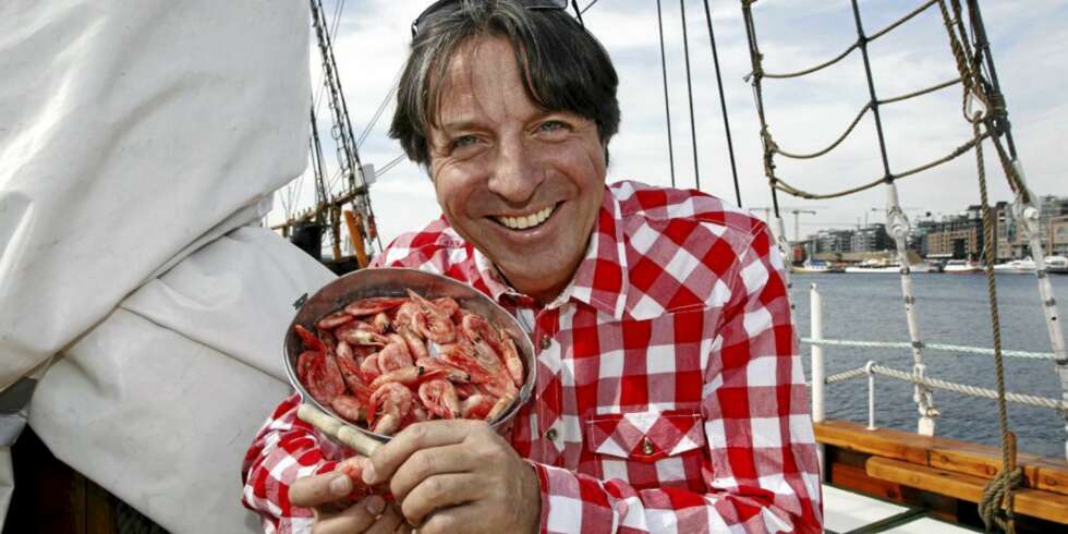 ENKEL SOMMERMAT: Espen bruker minst mulig tid på mat. Så hva er vel bedre enn reker og Aioli? ENKEL SOMMERMAT: Espen bruker minst mulig tid på mat. Så hva er vel bedre enn reker og Aioli?