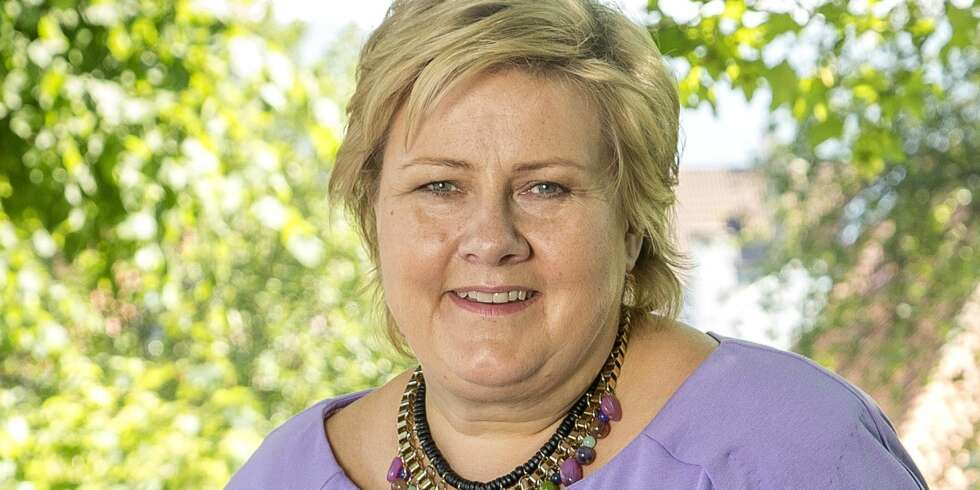 MÅTTE SKIFTE: Selv om Erna Solberg hadde planlagt antrekket til sin Stortingsdebut for 25 år siden, gikk det ikke som planlagt. MÅTTE SKIFTE: Selv om Erna Solberg hadde planlagt antrekket til sin Stortingsdebut for 25 år siden, gikk det ikke som planlagt.