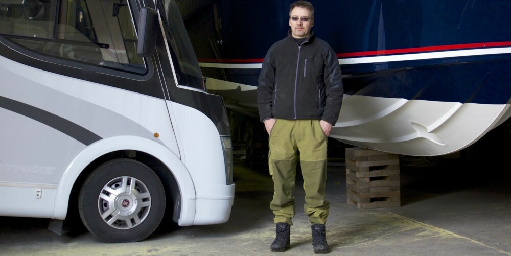 KLARER SEG: Frode Winum opplever sjelden at leietagere kommer innom for å vedlikeholdslade batteriene. Som regel går det uansett bra. FOTO: Geir Svardal KLARER SEG: Frode Winum opplever sjelden at leietagere kommer innom for å vedlikeholdslade batteriene. Som regel går det uansett bra. FOTO: Geir Svardal
