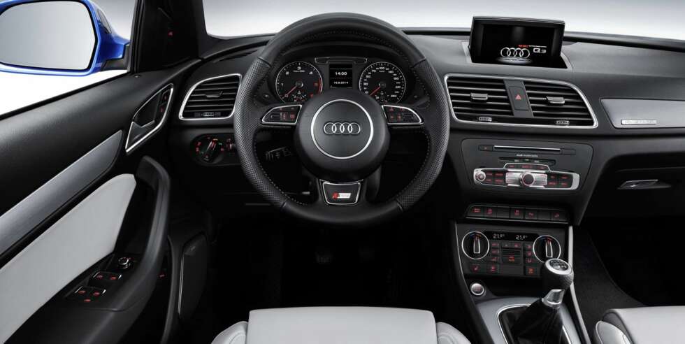 Q3: Førermiljø i fornyede Audi Q3. FOTO: Audi Q3: Førermiljø i fornyede Audi Q3. FOTO: Audi