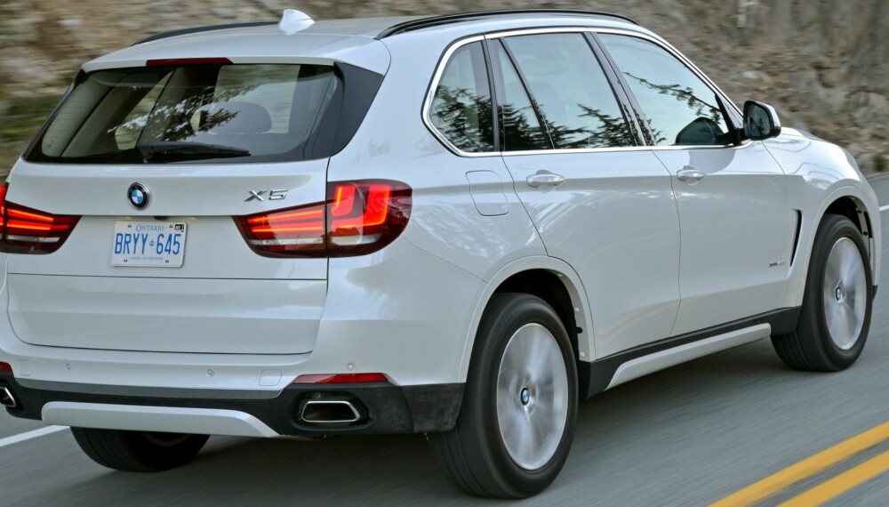 IKKE 4X4: Å skulle ratte en to tonn tung SUV med drift på kun bakhjulene høres ikke ut som noe drømmeopplegg på glatta. FOTO: Produsent IKKE 4X4: Å skulle ratte en to tonn tung SUV med drift på kun bakhjulene høres ikke ut som noe drømmeopplegg på glatta. FOTO: Produsent