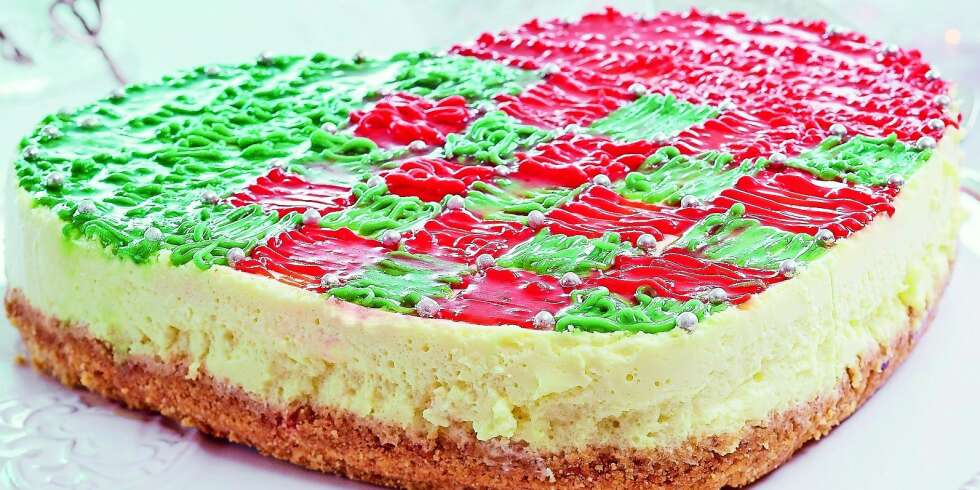 TIPS: Ved å bytte ut pepperkaker med glutenfrie kjeks, gjerne havrekjeks, får du en glutenfri ostekake. TIPS: Ved å bytte ut pepperkaker med glutenfrie kjeks, gjerne havrekjeks, får du en glutenfri ostekake.