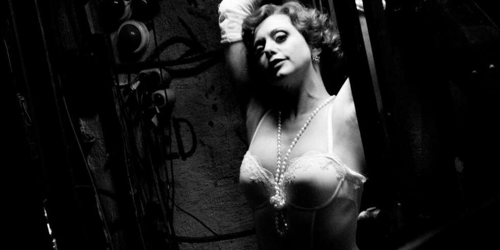FREKK OG SEXY: Hilde Louise skal spille i Oslo Nye Teaters musikaloppsetning «Chicago». (Foto: Fredrik Arff/Oslo Nye Teater) FREKK OG SEXY: Hilde Louise skal spille i Oslo Nye Teaters musikaloppsetning «Chicago». (Foto: Fredrik Arff/Oslo Nye Teater)