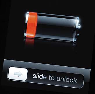 VIKTIG INDIKATOR: Batteristatusen på batteriet er en kritisk suksessfaktor og mange begynner å svette om ”rødmerkingen” dukker opp og man er langt unna nye lademuligheter. VIKTIG INDIKATOR: Batteristatusen på batteriet er en kritisk suksessfaktor og mange begynner å svette om ”rødmerkingen” dukker opp og man er langt unna nye lademuligheter.